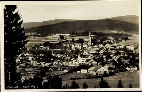 Ak Zwiesel im Bayerischen Wald, Kirche, Panorama