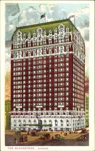 Ak Chicago Illinois USA, The Blackstone, Hochhaus, Verkehr und Menschen im Vordergrund