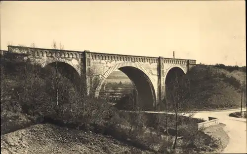 Foto Muno Florenville Wallonien Luxemburg, Blick auf die Brücke