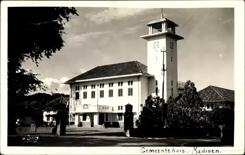 Ak Indonesien, Gemeentehuis Madroen