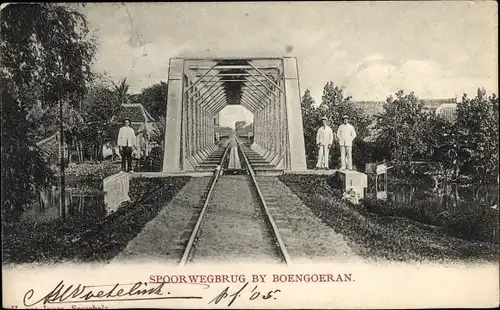 Ak Indonesien, Eisenbahnbrücke von Boengoeran