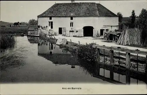 Ak Arc en Barrois Haute Marne, Blick auf das Haus am Wasser