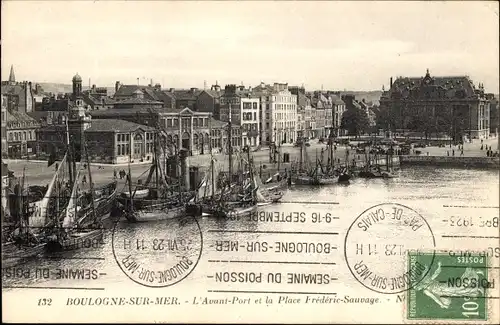 Ak Boulogne sur Mer Pas de Calais, L’Avant Port, Place Frederic Sauvage