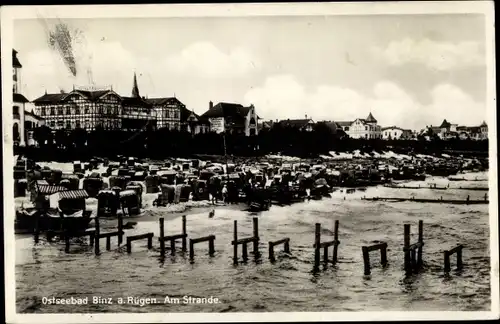 Ak Seebad Binz auf Rügen, Strand, Strandkörbe, Badegäste