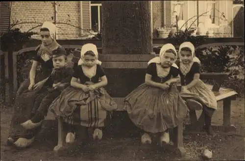 Ak Walcheren Zeeland, Boerenkinderen, Niederländische Volkstracht