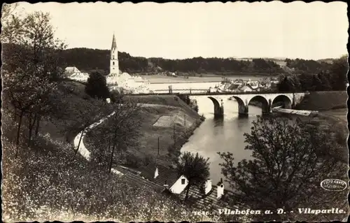 Foto Ak Vilshofen an der Donau Niederbayern, Vils, Brücke, Kirche