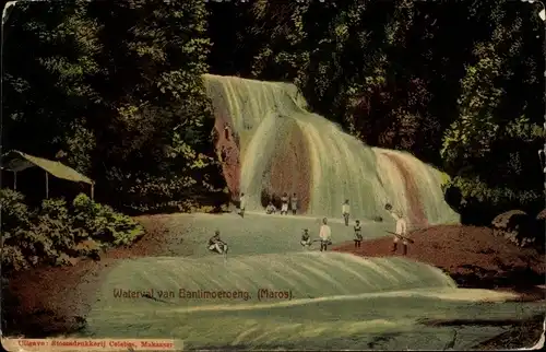 Ak Bantimoeroeng Maros Indonesien, Partie am Wasserfall