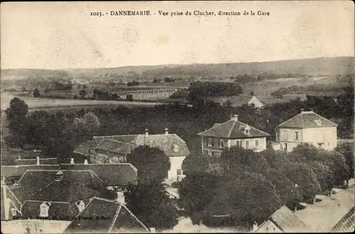 Ak Dannemarie Yvelines, Vue prise du Clocher, Richtung de la Gare