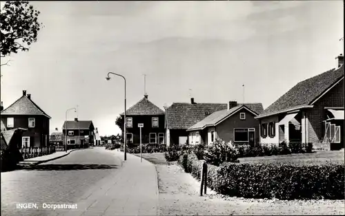 Ak Ingen Gelderland, Dorpsstraat