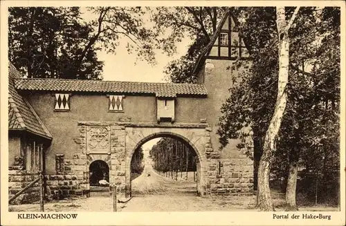 Ak Kleinmachnow in Brandenburg, Portal der Hakeburg