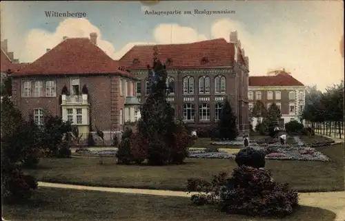 Ak Wittenberge an der Elbe Prignitz, Realgymnasium, Anlagen