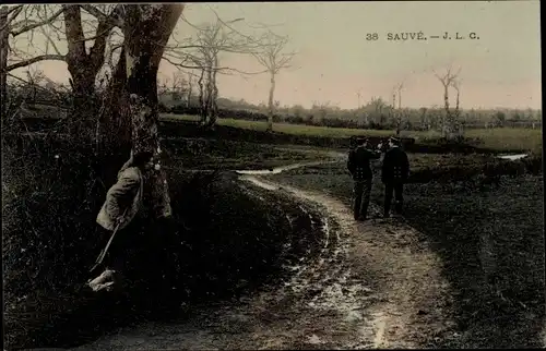 Ak Jäger versteckt sich vor Polizisten, Jagdbeute