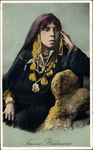 Ak Junge Beduinin, Portrait, ägyptische Tracht, Schmuck