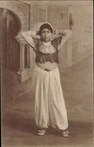 Ak Tanzende Araberin, Maghreb, Portrait, Tracht