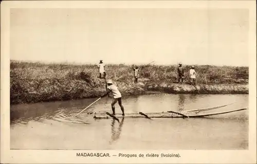 Ak Madagaskar Madagascar, Pirogues de riviere, Ivoloina