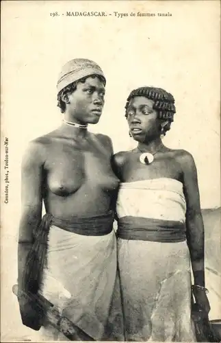 Ak Madagaskar, Types de femmes tanala, zwei Frauen, Busen