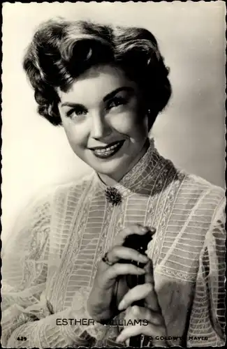 Ak Schauspielerin Esther Williams, Portrait