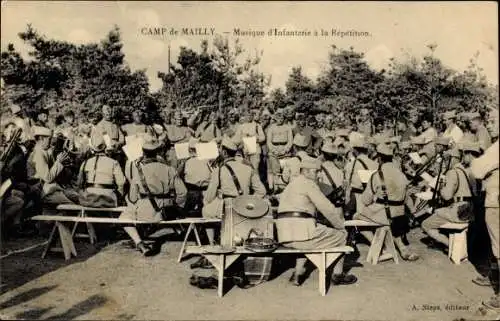 Ak Mailly le Camp Aube, Camp de Mailly, Marschkapelle der Infanterie bei der Probe