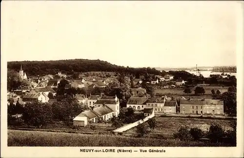 Ak Neuvy sur Loire Nièvre, Gesamtansicht