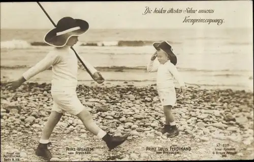 Ak Söhne des Kronprinzenpaares am Strand, Prinz Wilhelm von Preußen, Prinz Louis Ferdinand