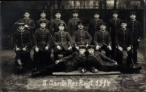 Foto Ak Deutsche Soldaten in Uniform, II. Garde Reserve Regiment, Berlin 1914