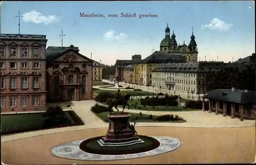 Ak Mannheim, Reiterstandbild, Schloss