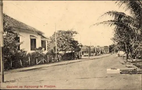 Ak Pladjoe Indonesien, Kampong