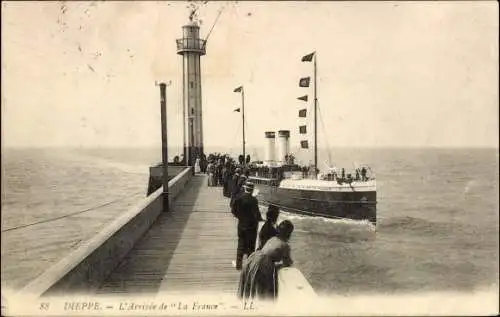 Ak Dieppe Seine Maritime, L'Arrivee de la France