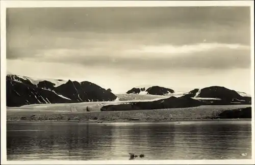 Ak Spitsbergen Spitzbergen Norwegen, Kingsbay, Blick zum Ufer der Königsbucht