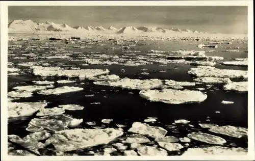 Ak Kings Bay Spitsbergen Spitzbergen Norwegen, Schweres Treibeis