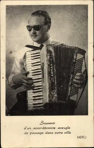 Ak Musiker mit Akkordeon, Portrait