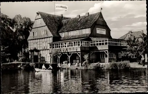 Ak Ratzeburg in Lauenburg, Hotel Fährhaus am Königsdamm, Ruderer