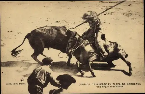 Ak Corrida de Muerte auf der Plaza de Bordeaux, Ein Pique mit Herbst