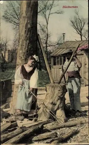 Ak Holzhacker, Französische Tracht, Holzstücke