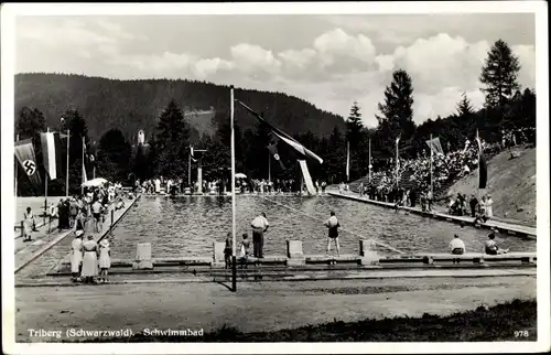 Ak Triberg im Schwarzwald, Partie im Schwimmbad