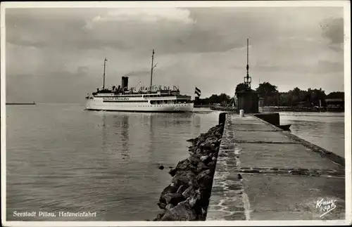 Ak Baltijsk Pillau Ostpreußen, Hafeneinfahrt, Passagierdampfer Seedienst Ostpreußen