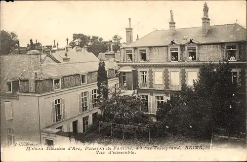 Ak Reims Marne, Maison Johanne d'Arc, Pension de Famille, rue Talleyrand, vue d'ensemble