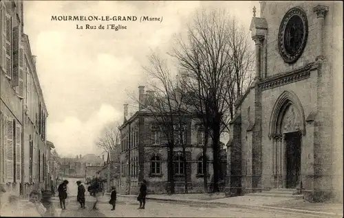 Ak Mourmelon le Grand Marne, Rue de Église