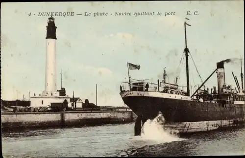 Ak Dunkerque Dunkerque Nord, Schiff verlässt den Hafen, der Leuchtturm