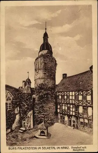 Ak Falkenstein im Harz, Burg, Burghof mit Bergfried