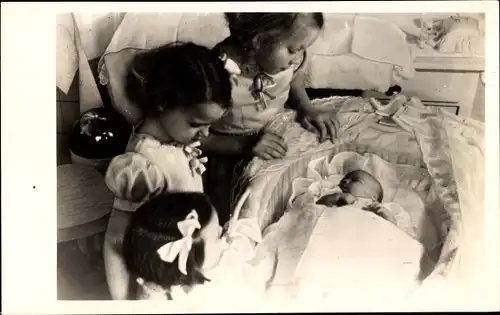 Ak Prinzessinnen Beatrix, Irene, Margriet und Marijke der Niederlande, Soestdijk 1947