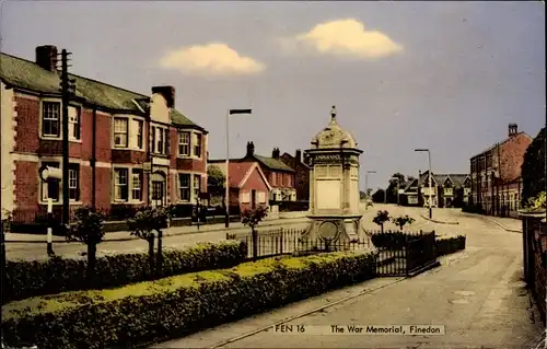 Ak Finedon Northamptonshire England, Kriegsdenkmal