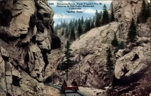 Ak Colorado USA, Hanging Rock, in der Nähe von Tunnel 30, Denver und Salt Lake Railroad