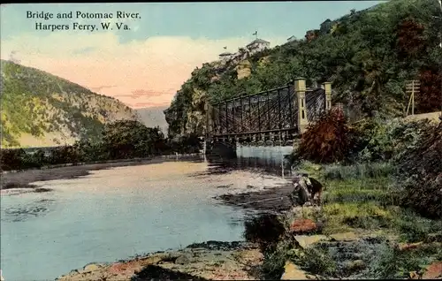 Ak Harpers Ferry Virginia USA, Brücke und Potomac River