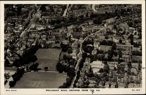 Ak Croydon London England, Wellesley Road, aus der Luft