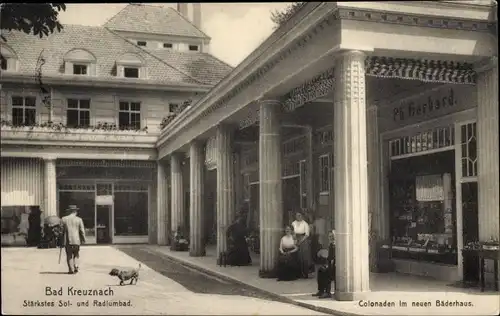 Ak Bad Kreuznach in Rheinland Pfalz, Sol- und Radiumbad, Colonaden im neuen Bäderhaus
