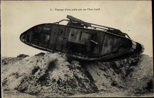 Ak Passage einer Kruste durch einen schweren Panzer