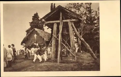 Ak Gonja Ghana, Erstes Läuten der Glocken nach der Weihe