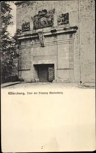 Ak Würzburg am Main Unterfranken, Tor der Festung Marienberg