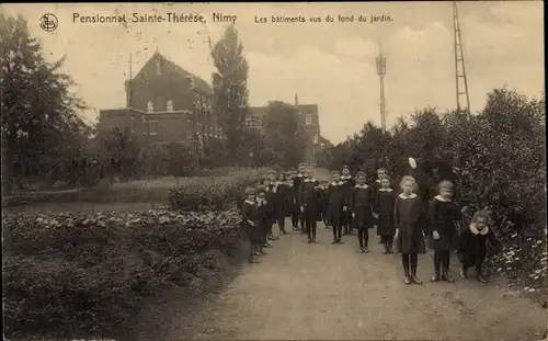 CPA Nimy Hainaut Wallonie, Pensionnat Sainte Thérèse, bâtiments vus du fond du jardin